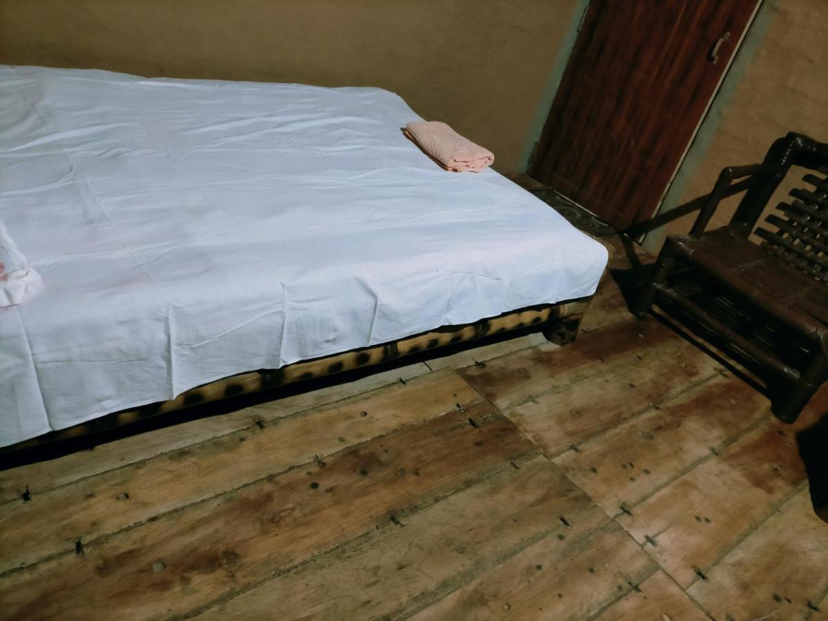 Risong Family Guest House Majuli ภายนอก รูปภาพ
