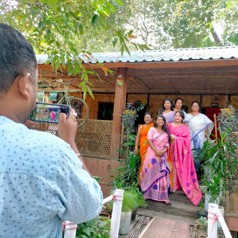 Risong Family Guest House Majuli ภายนอก รูปภาพ