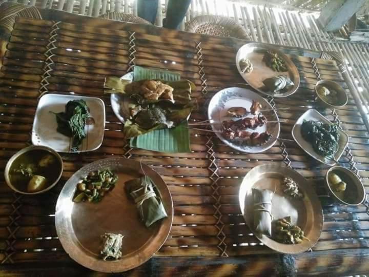Risong Family Guest House Majuli ภายนอก รูปภาพ